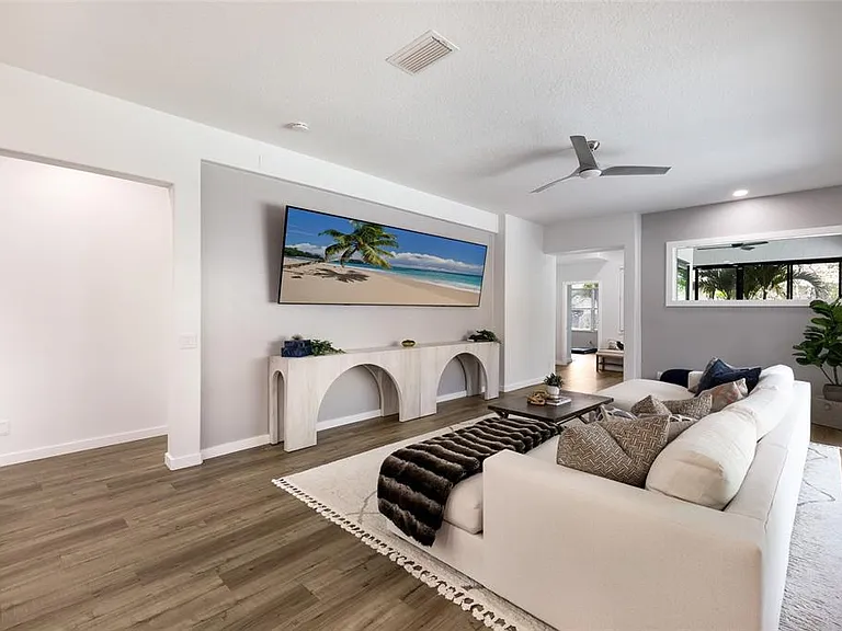 8009 Royal Birkdale Cir — Photo 28