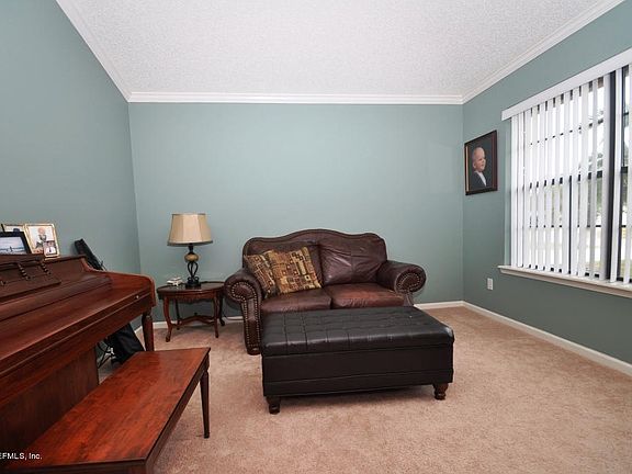 5th image of 12432 Hatton Chase Ln W