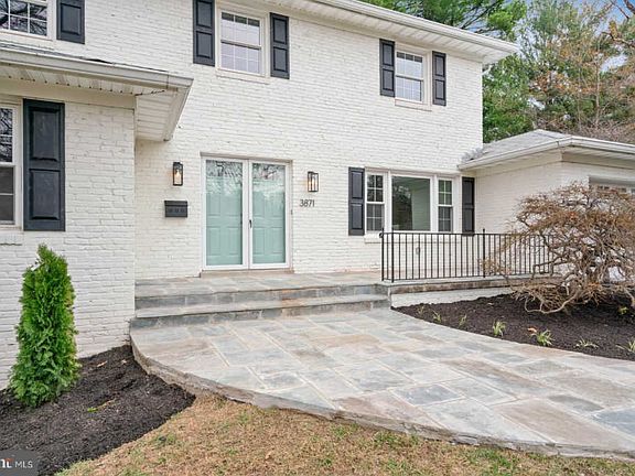 3rd image of 3871 N Tazewell St