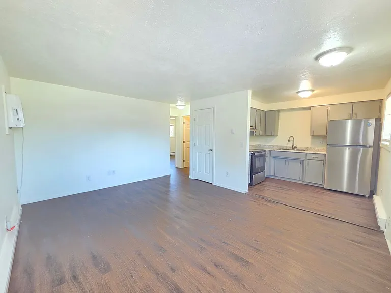 39 E Westview Ave — Photo 1