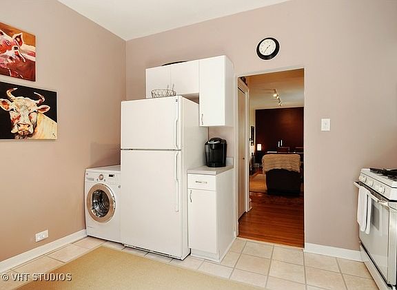 5th image of 630 W Waveland Ave APT 4F