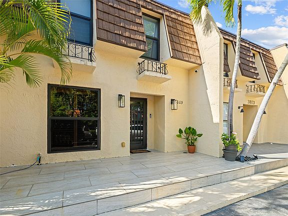 3rd image of 3809 NE 167th Street #38