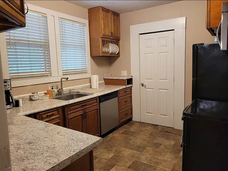 5013 Elim Church Rd NE #A — Photo 5