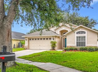 7016 Jamestown Manor Dr, Riverview, FL 33578
