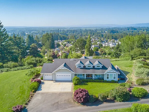 59745 Oliver Heights Ln, Saint Helens, OR 97051