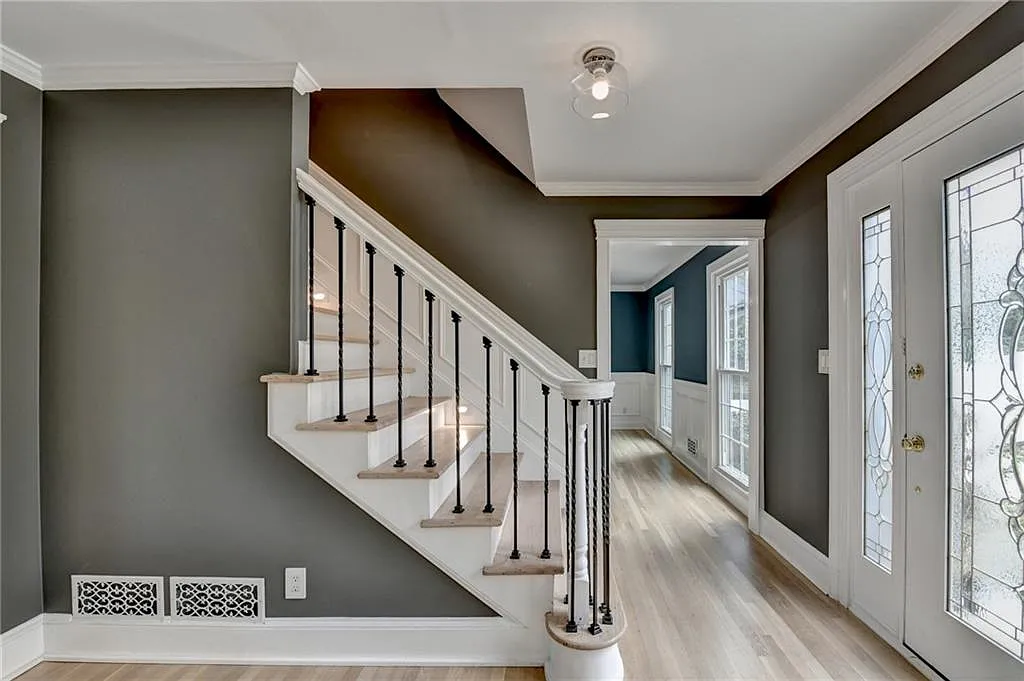 5 bed, 3.5 bath, 3033 sqft, $5,500 — Photo 3