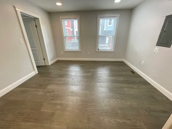 54 Brooks St, Boston, MA