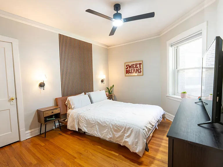 3124 W Addison St #1 — Photo 7