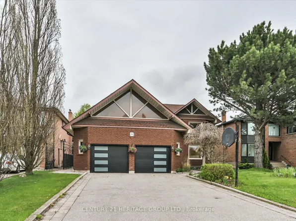 22 Tannery Ct, Richmond Hill, ON L4C 7V4