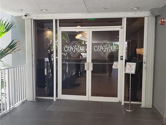 3rd image of 2642 Collins Ave APT 412