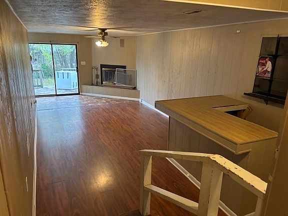 4th image of 1511 W Park Ave