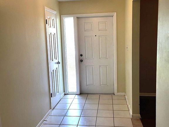 3rd image of 4328 Hickory Hill Blvd