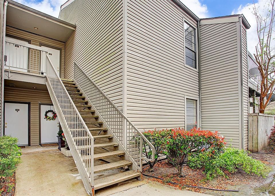 1st image of 9707 Richmond Ave APT 78