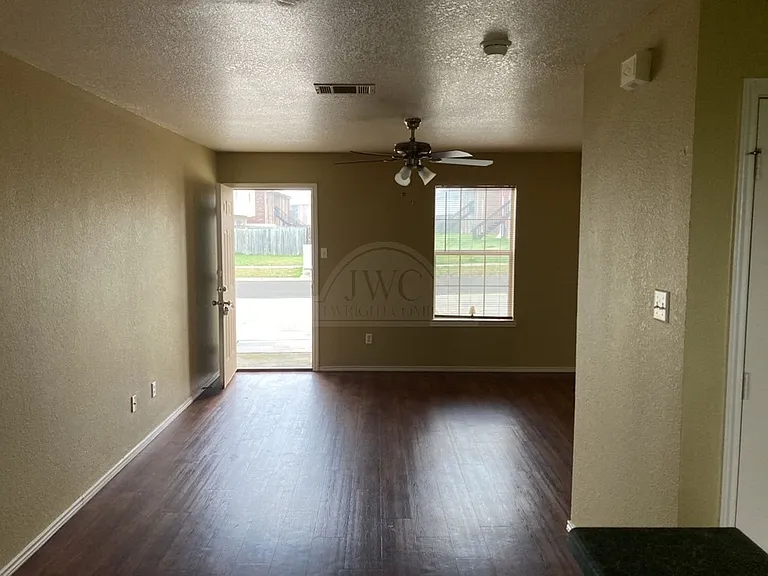 5802 Greengate, Killeen — Photo 4