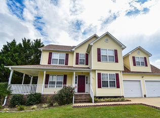 135 Lenoir Dr, Spring Lake, NC 28390