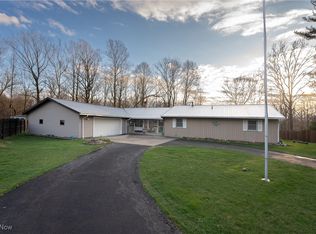 24647 Squire Rd, Columbia Station, OH 44028