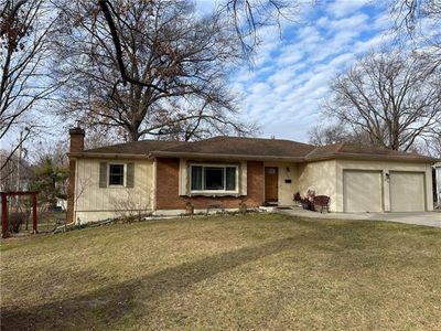 5310 Lucille Ln, Shawnee, KS, 66203