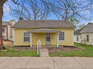 416 2nd St, Belton, MO 64012