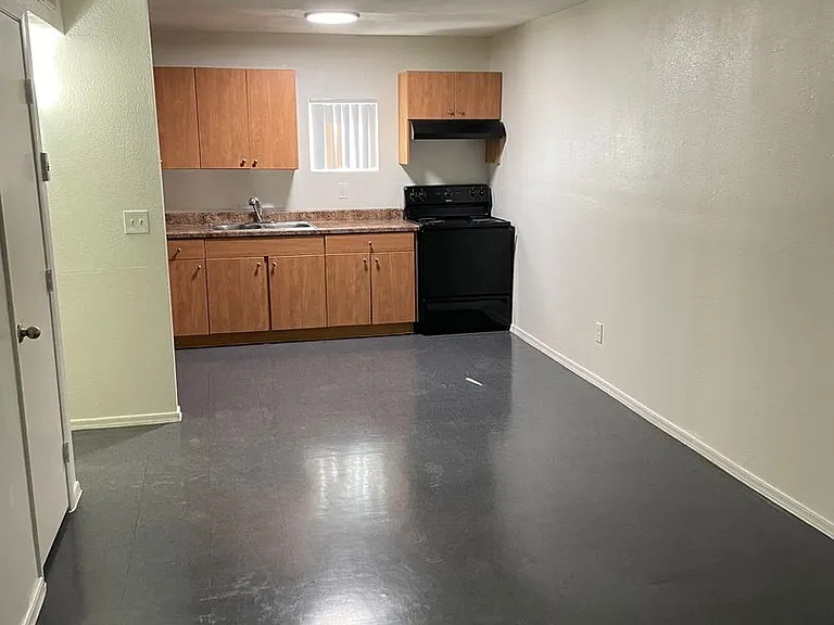 2234 W Hazelwood St — Photo 27