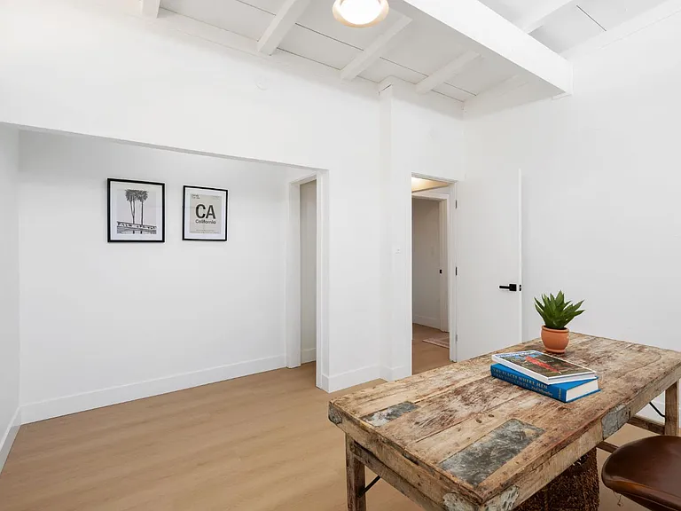 3671 Montclaire St — Photo 15