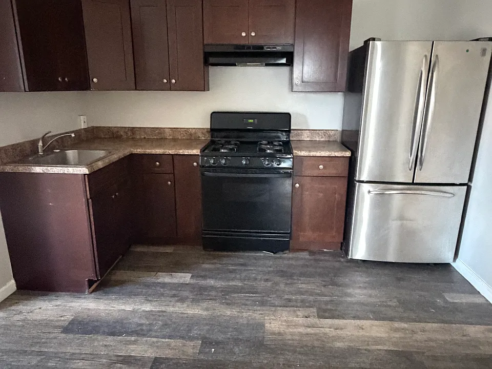 435-441 Westminster Ave #C7