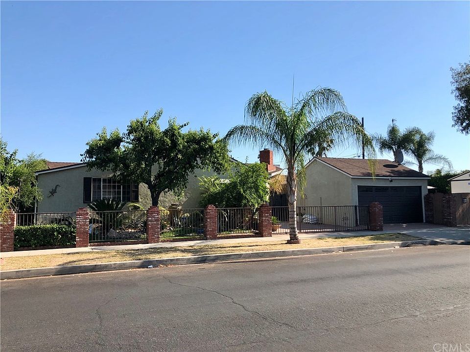 1st image of 8343 Blewett Ave