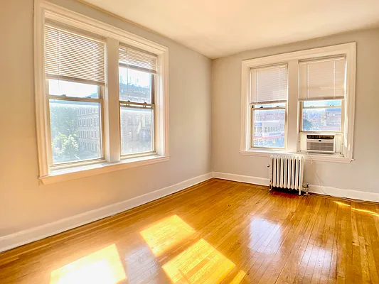 Rented by Bohemia Realty Group | media 2