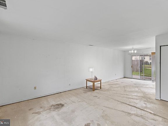 4th image of 6231 Marlora Rd
