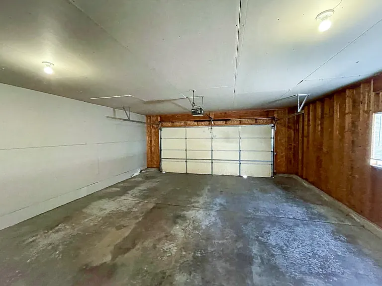 320 Scheidler Rd #4 — Photo 12