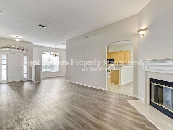 749 Grand Parke Dr