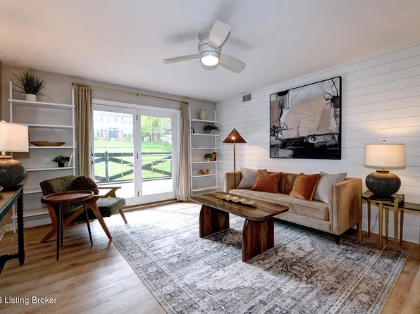 8001 Montero Dr, Prospect, KY 40059