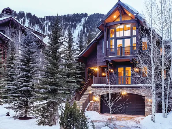 64 Prospector Rd #7, Aspen, CO 81611