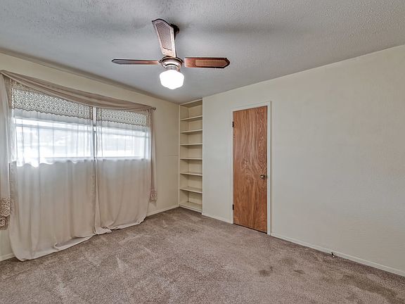 5th image of 604 Catalina Dr
