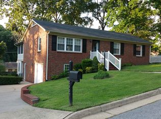2407 W Poythress St, Hopewell, VA 23860