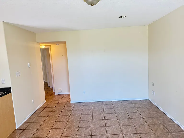 1-1669 Vineyard Dr #1 — Photo 13