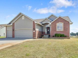 410 N Baughman St, Haysville, KS 67060