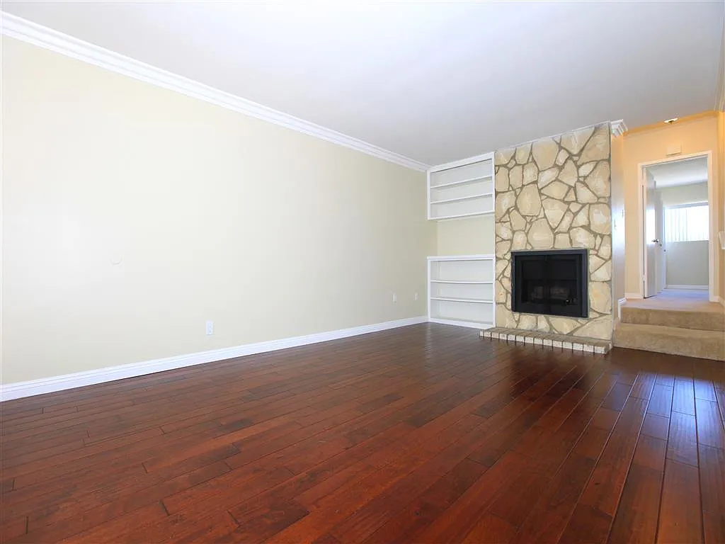 Chateau Parkside Apartments — Photo 4