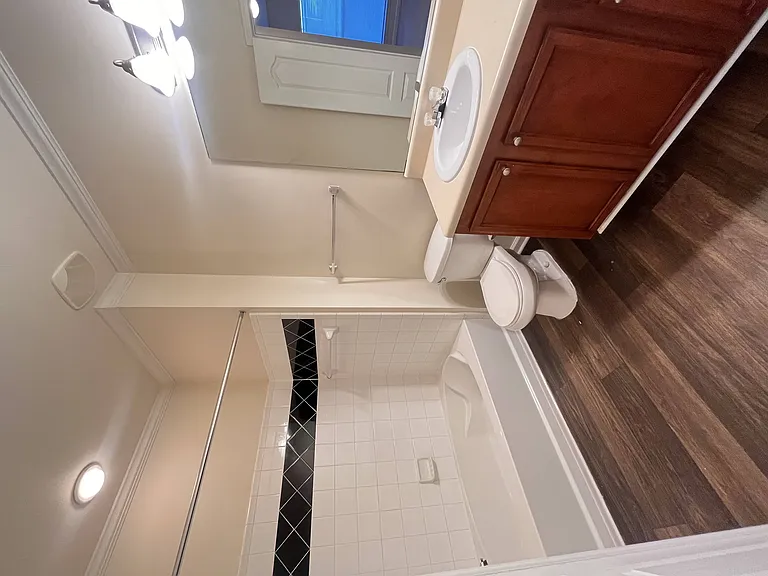 Wesley Kensington Apartments at Stonecrest — Photo 366
