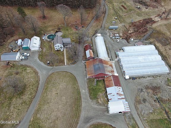 3rd image of 588 Juniper Swamp Road