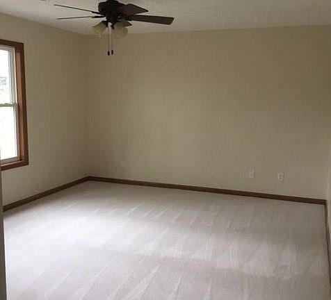 2nd image of 119 Brushwood Dr