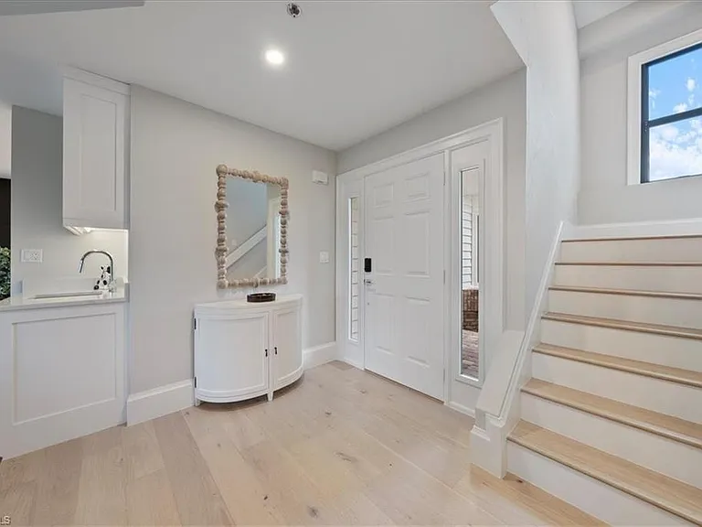 569 Park Shore Dr #G5 — Photo 23