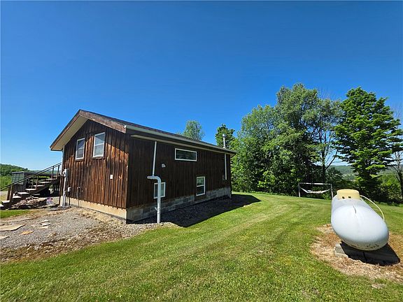 5th image of 1069 Bollen Rd #1066
