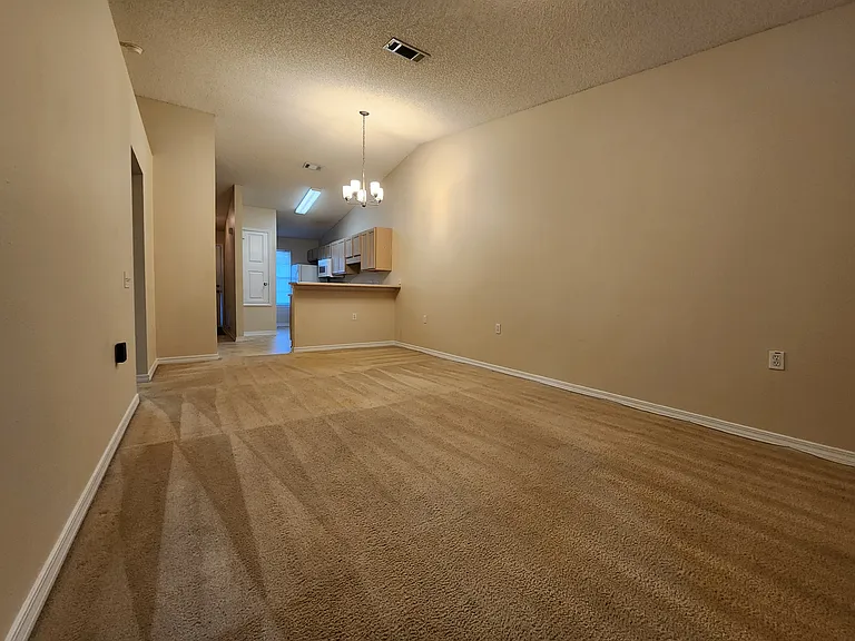 9580 Cobblebrook Dr — Photo 2