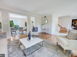 2510 Appian Ct, Alexandria, VA 22306