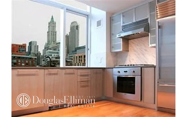 Rented by Douglas Elliman | media 36