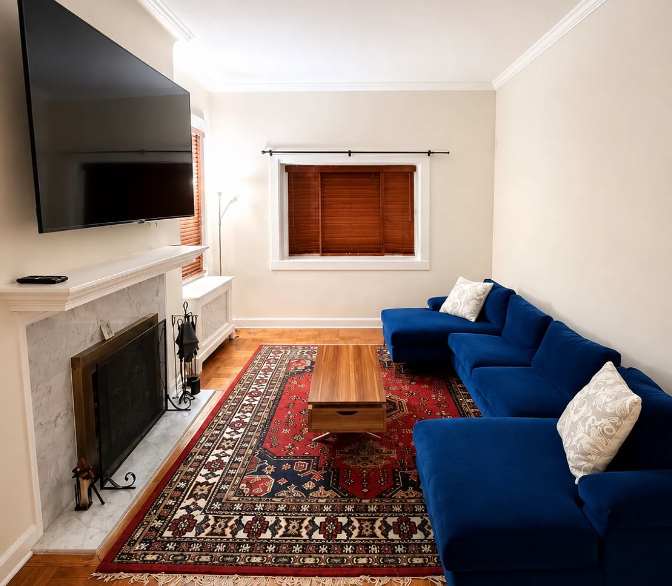 4 bed, 2119 sqft, $6,200 — Photo 4