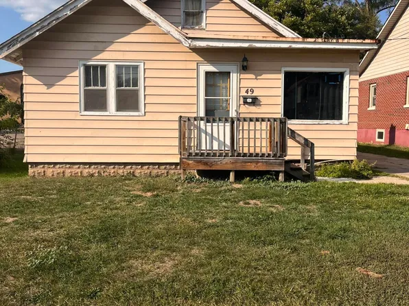 49 Thurston St SW, Wyoming, MI 49548