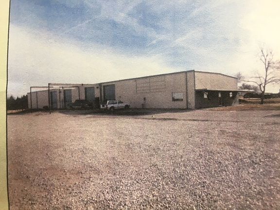 10'000 sq feet on 4 acres