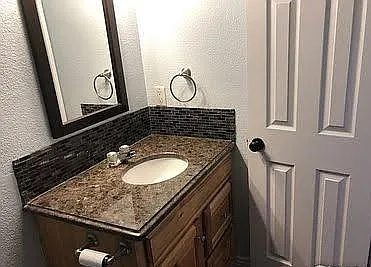 131 S Rachel Ave — Photo 12