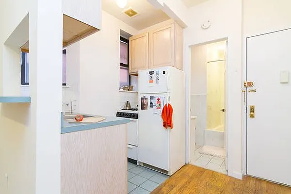 Rented by J Misrahi Realty Corp | media 17